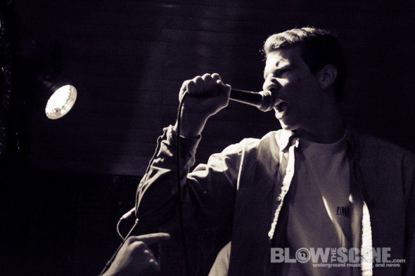 Cross-Check-band-012